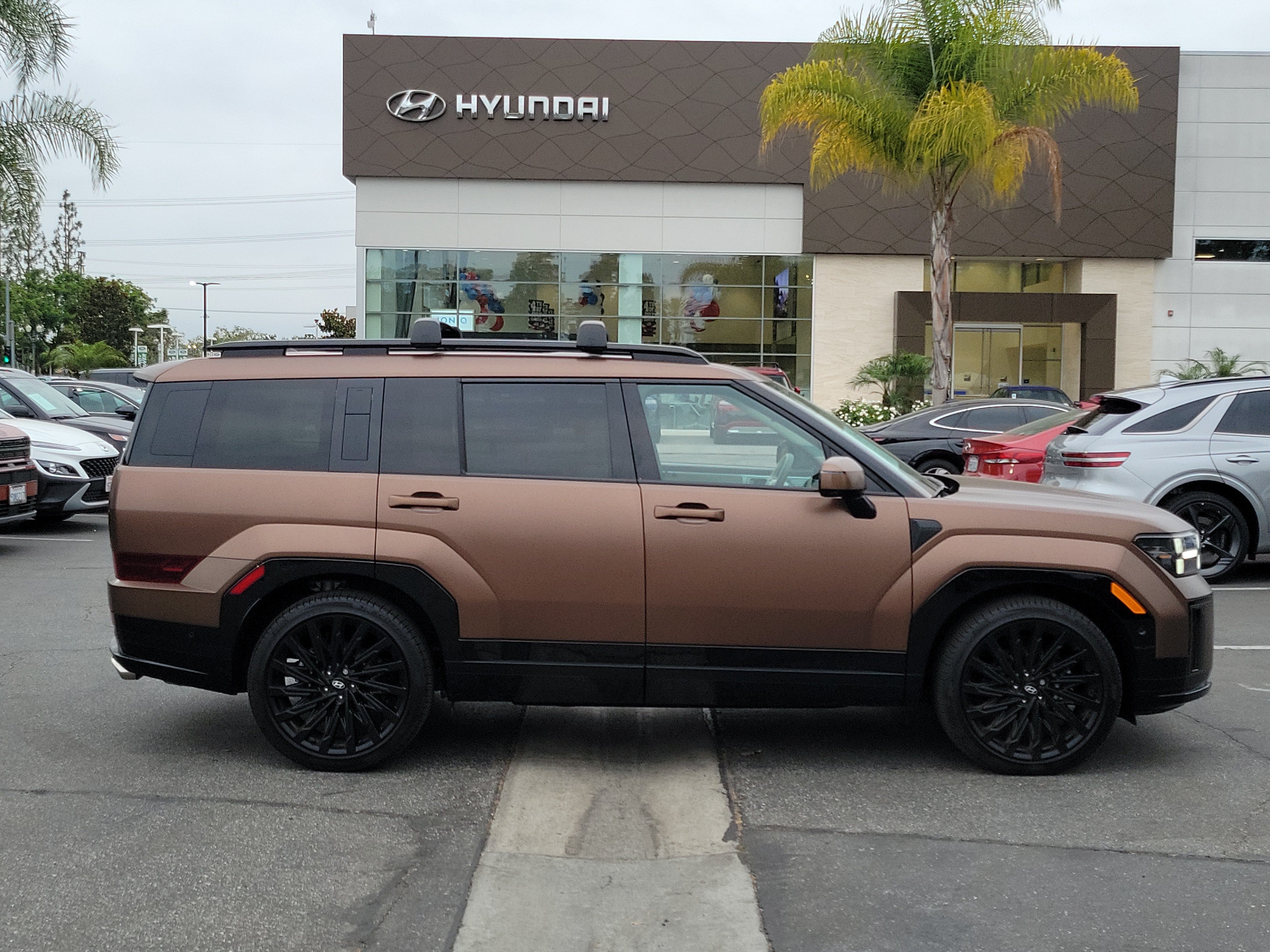 Certified 2025 Hyundai Santa Fe Calligraphy AWD/4WD image 5