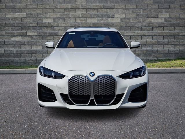 New 2026 BMW i4 xDrive40i image 2