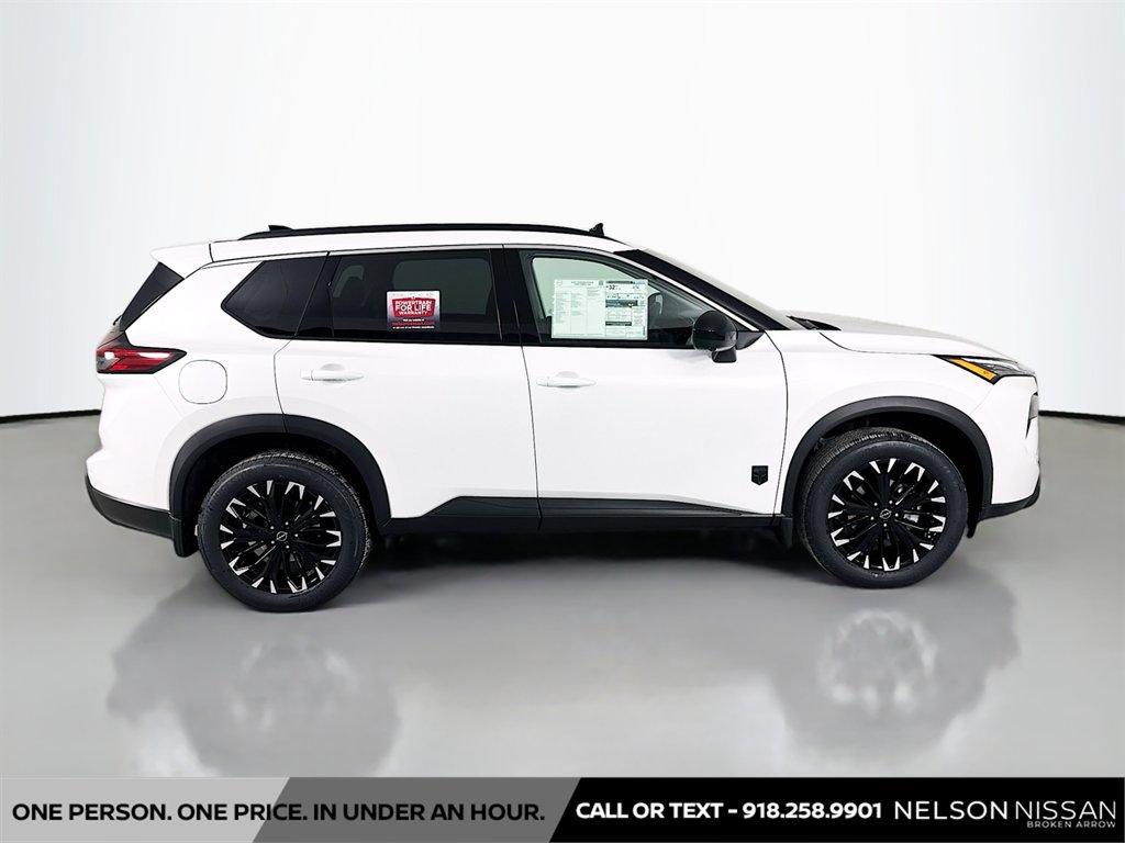 New 2026 Nissan Rogue Dark Armor FWD image 4