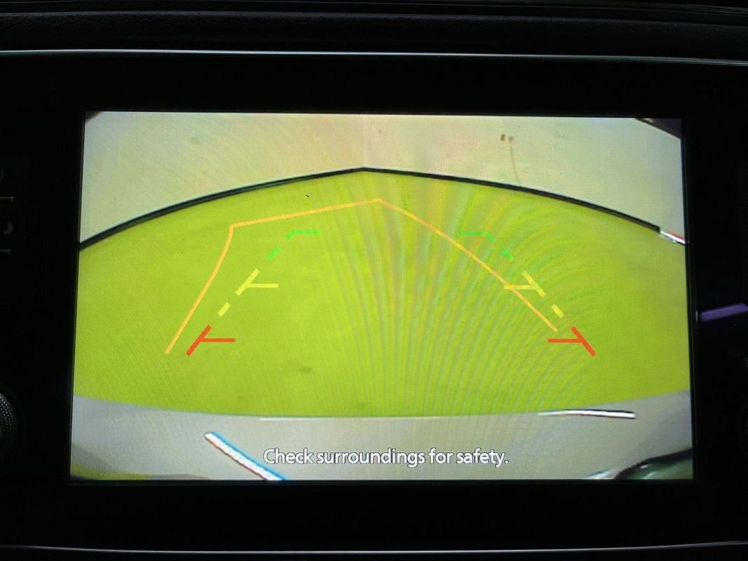 Used 2025 Nissan Leaf S image 22