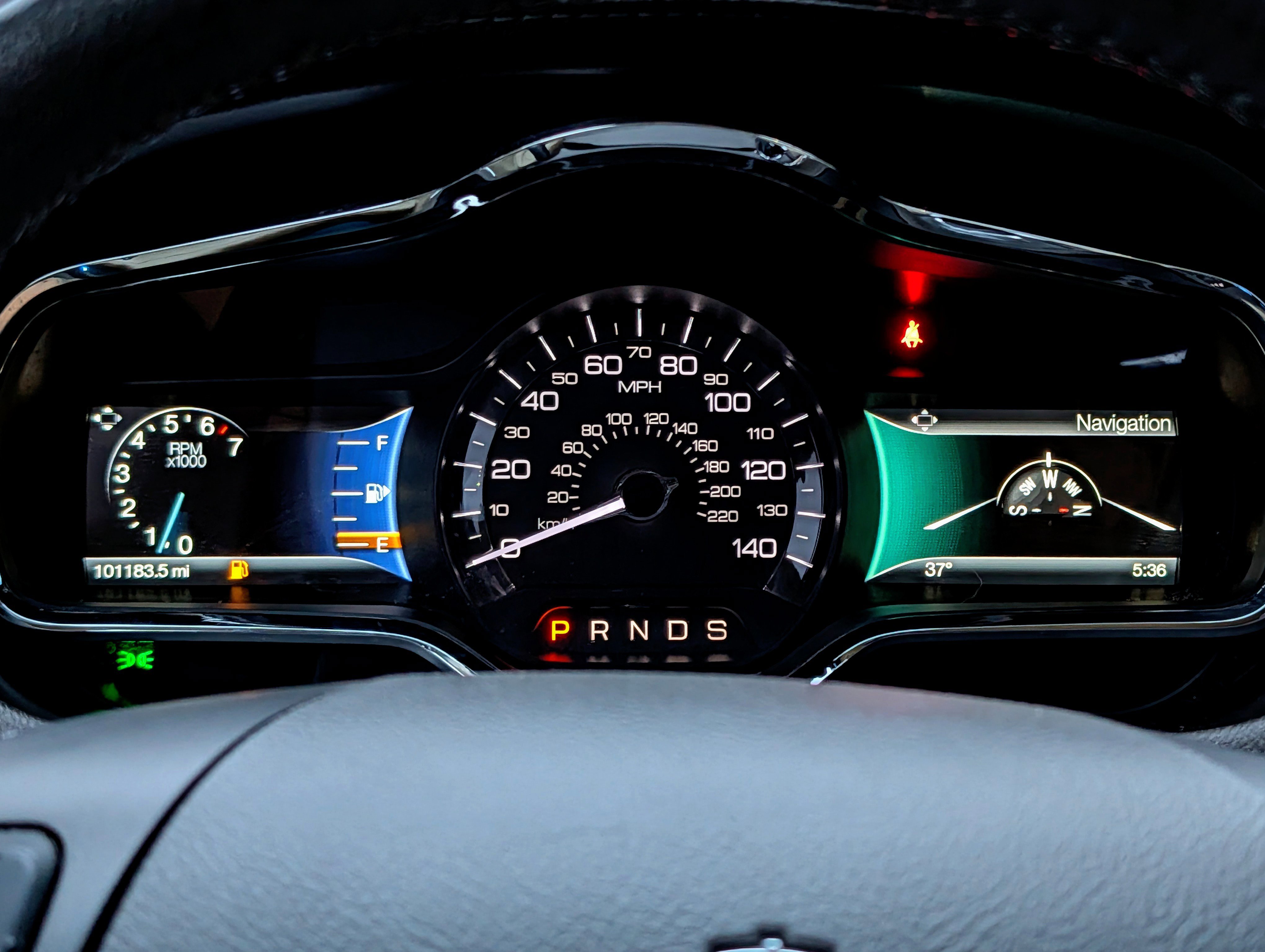 Used 2018 Lincoln MKT AWD image 22