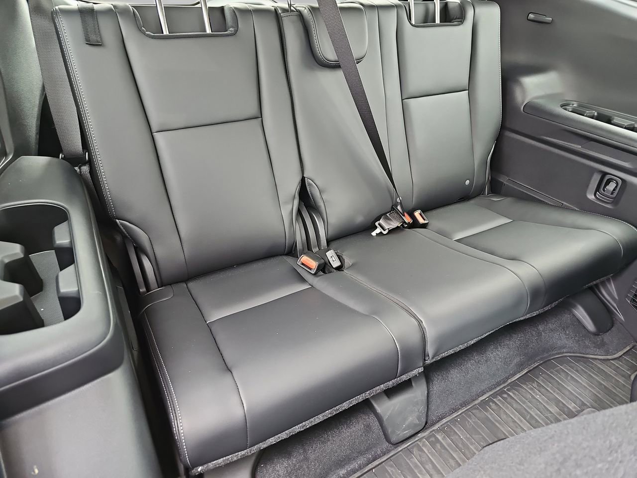 Used 2026 Subaru Ascent Premium AWD/4WD image 15