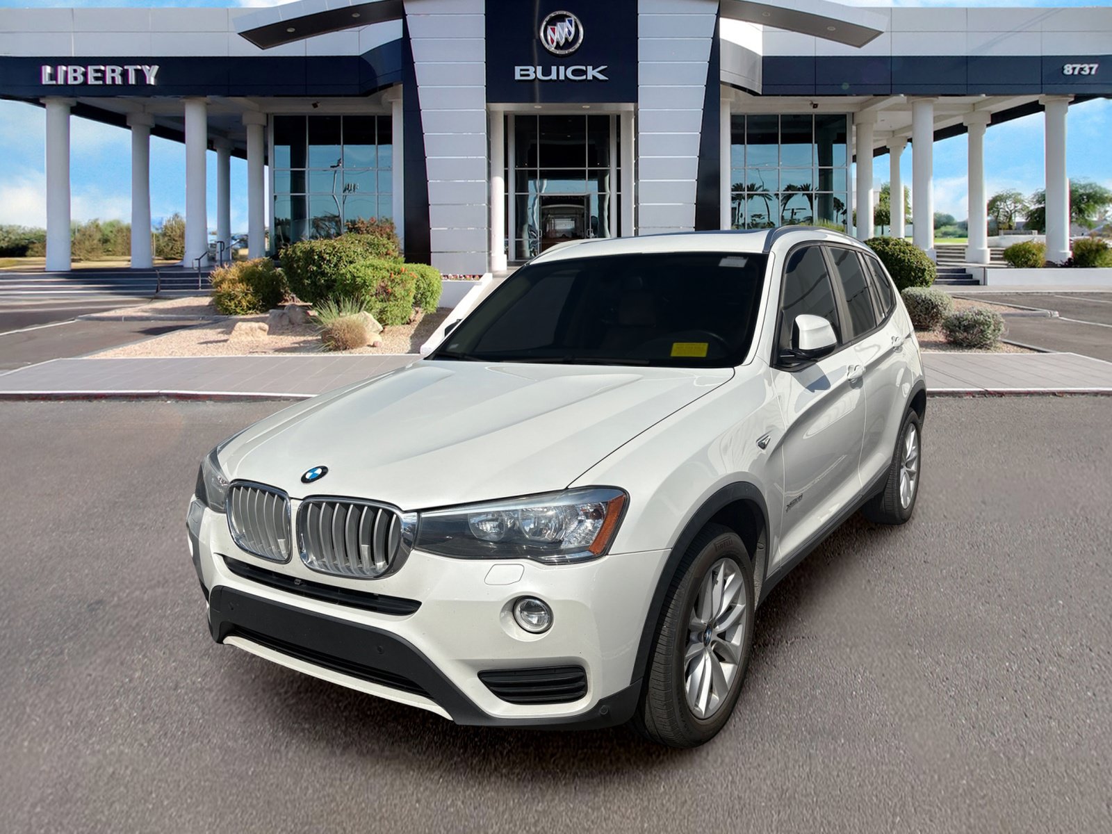 Used 2017 BMW X3 xDrive28i AWD/4WD image 4