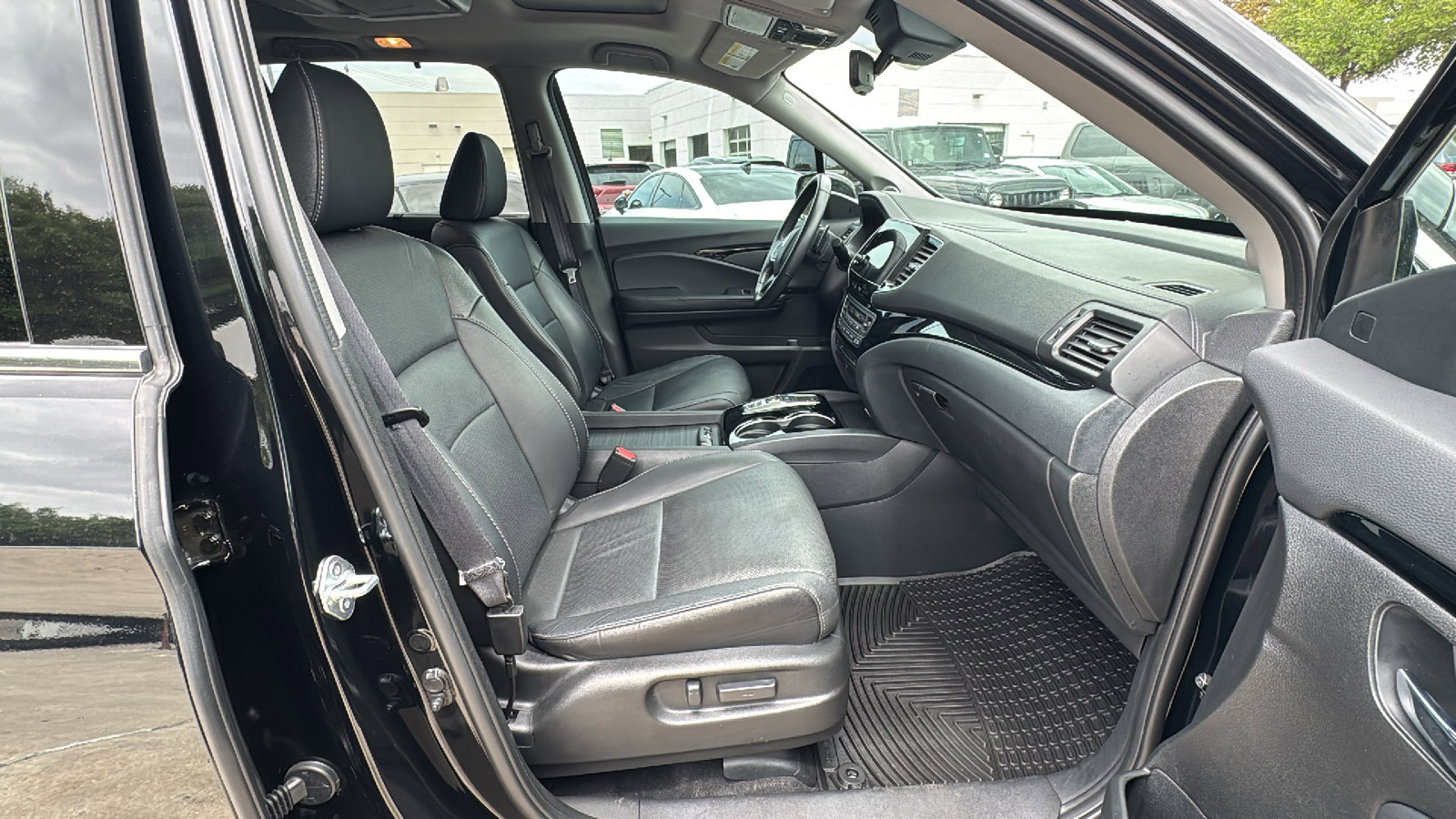 Used 2022 Honda Pilot Elite image 28