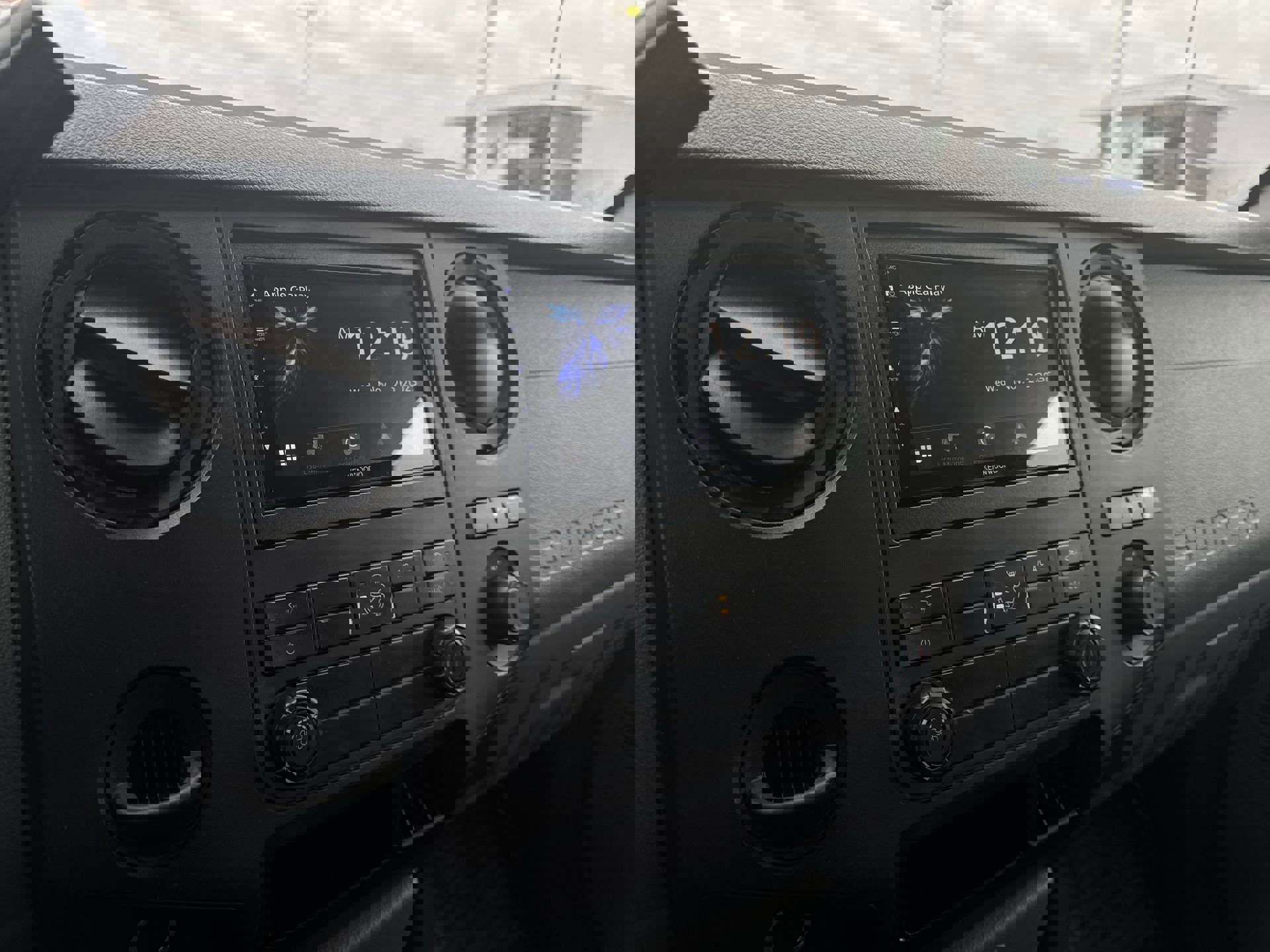 Used 2011 Ford F250 XL w/ XL Value Pkg image 13