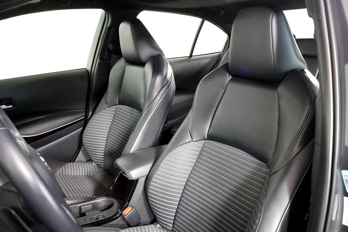 Used 2024 Toyota Corolla XSE FWD image 20