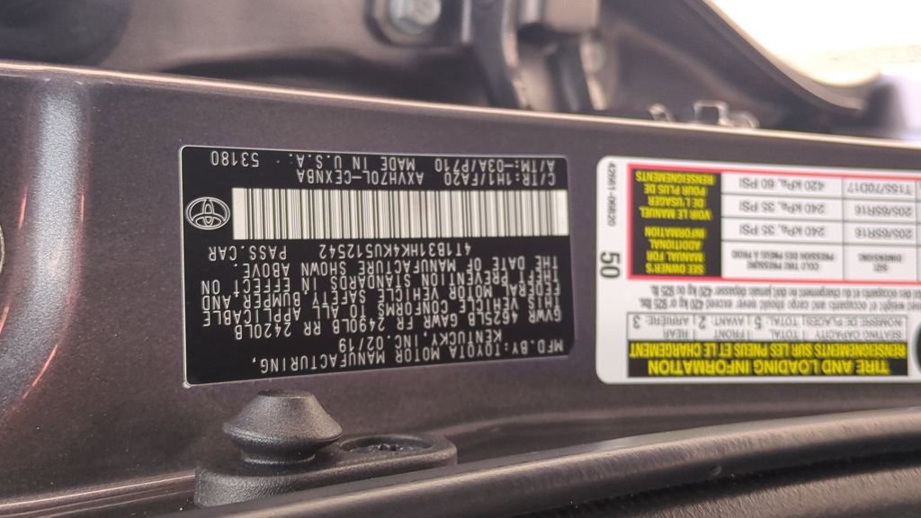Used 2019 Toyota Camry LE image 31