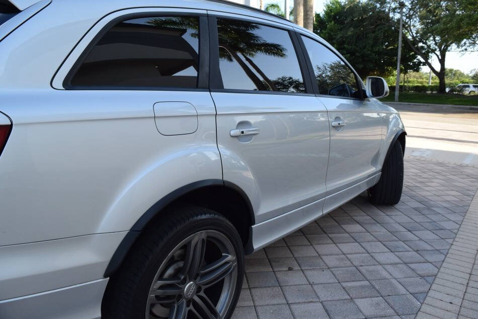 Used 2015 Audi Q7 TDI Prestige w/ Prestige Package AWD/4WD image 24
