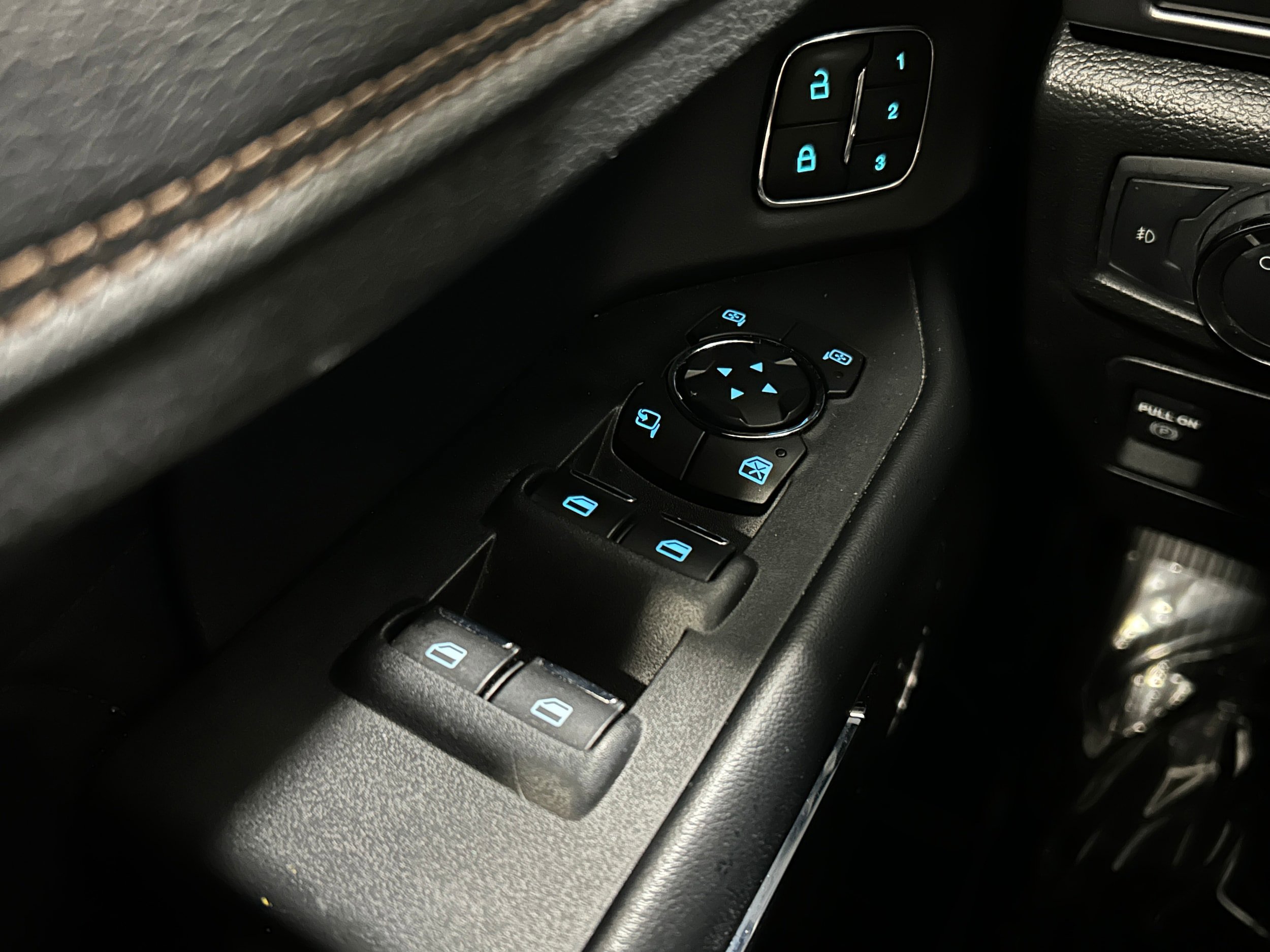 Used 2019 Ford Expedition Platinum AWD/4WD image 26