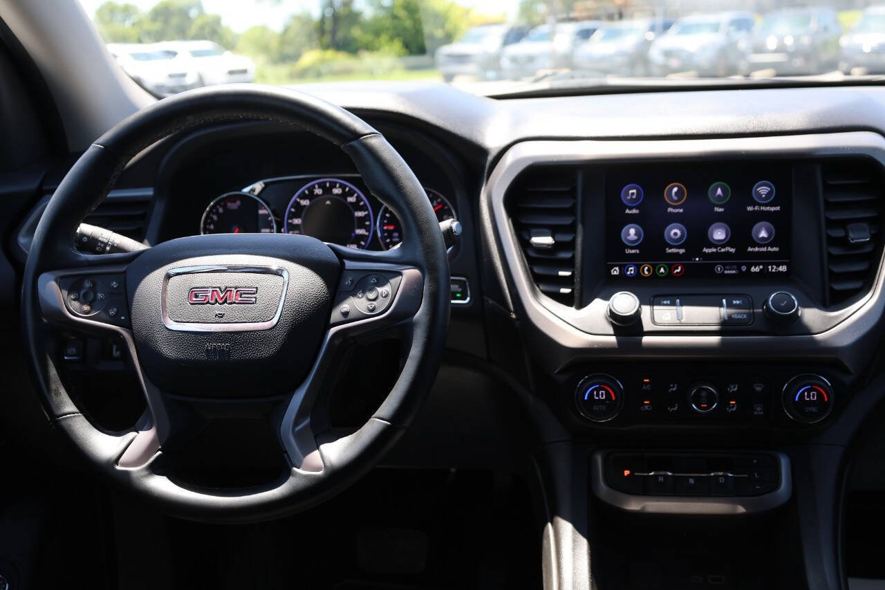 Used 2023 GMC Acadia AT4 w/ Technology Package AWD/4WD image 25