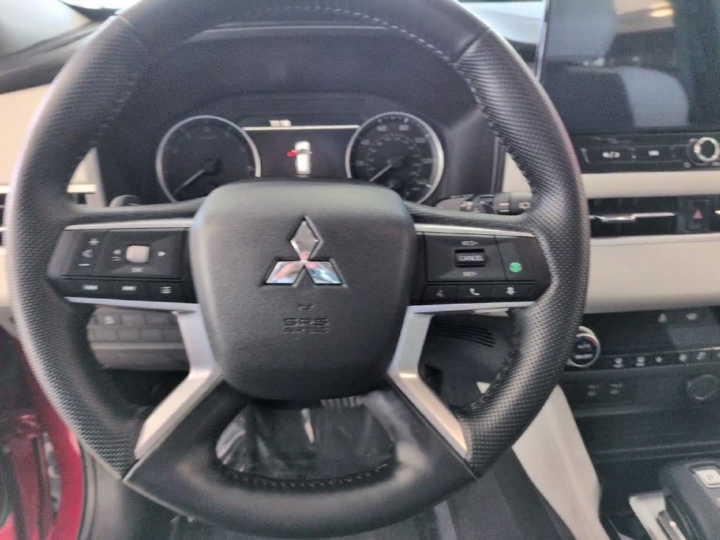 New 2026 Mitsubishi Outlander SE AWD/4WD image 21