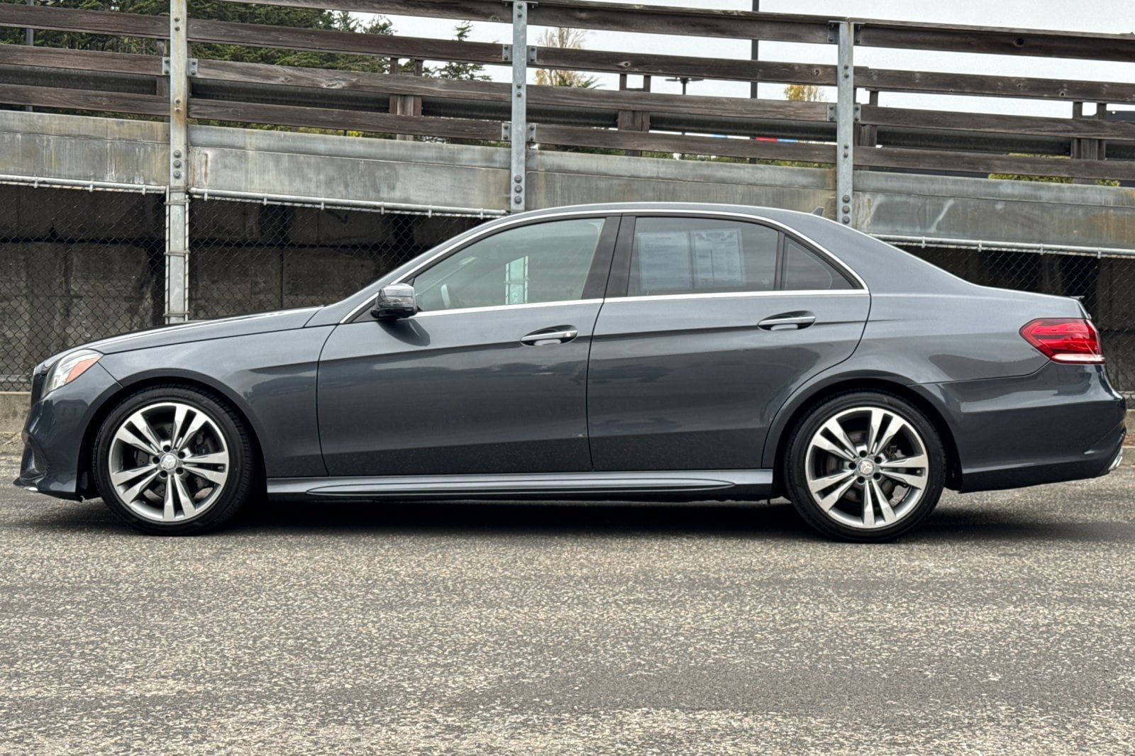 Used 2014 Mercedes-Benz E 350 Sedan image 8