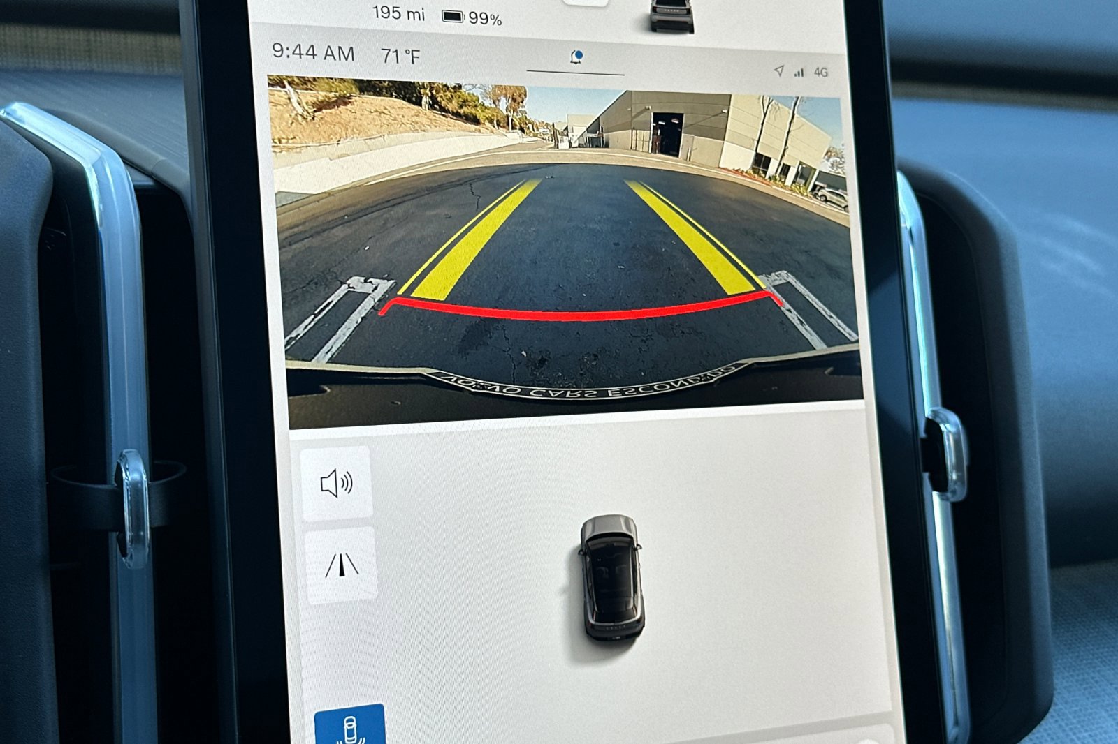 New 2026 Volvo EX30 Plus w/ Climate Package image 17