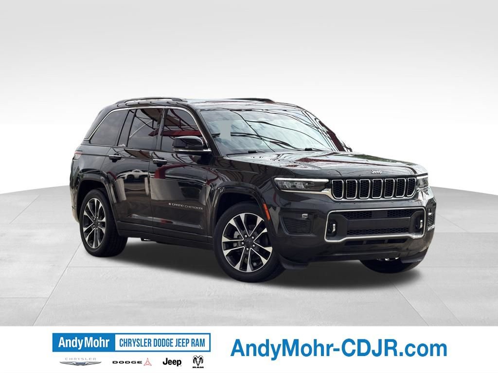 Used 2023 Jeep Grand Cherokee Overland AWD/4WD image 1