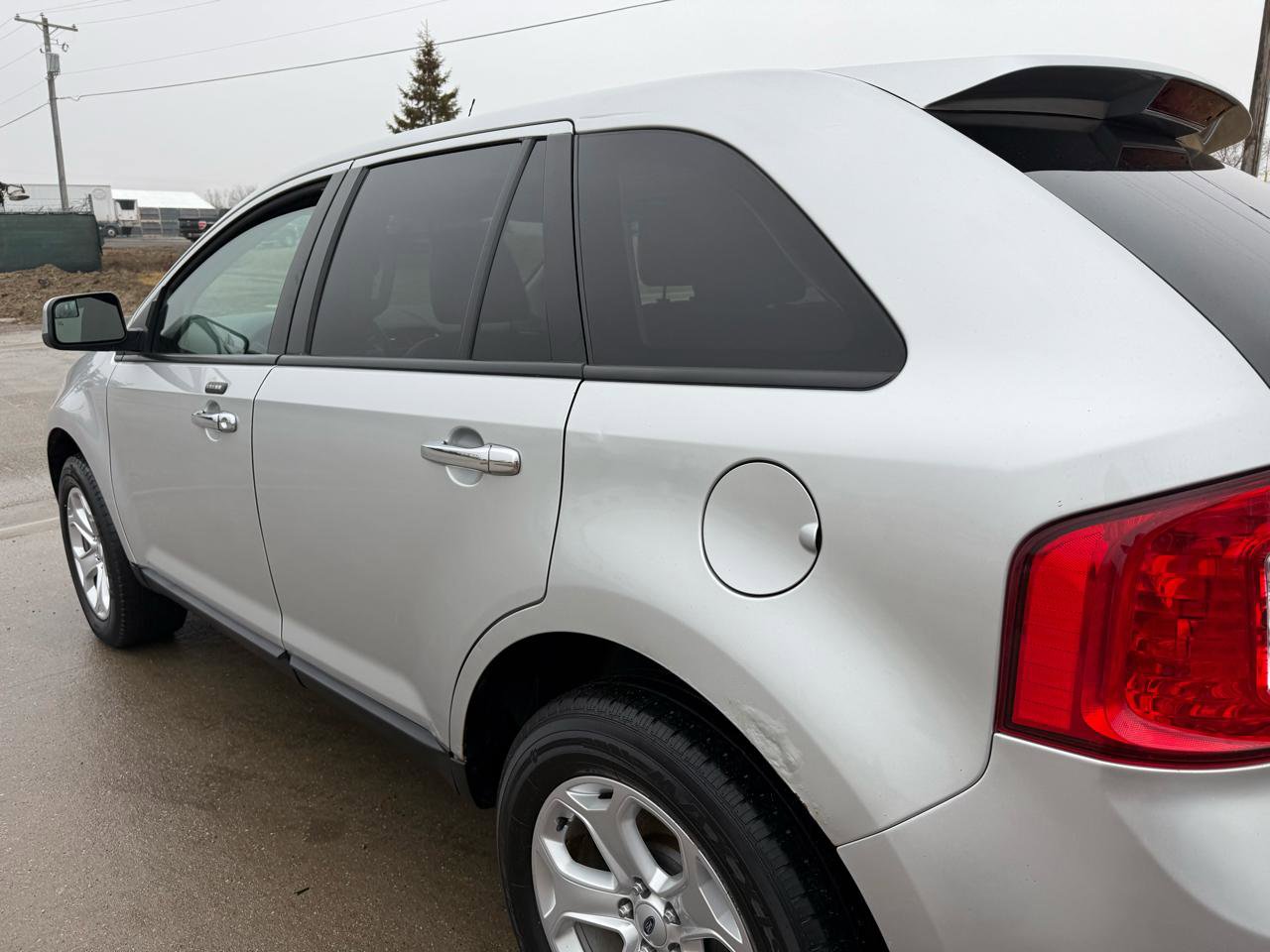 Used 2011 Ford Edge SEL w/ Canadian Comfort Pkg AWD/4WD image 8