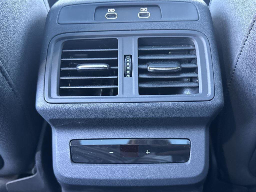 Used 2025 Audi Q5 Premium Plus w/ Premium Plus image 25