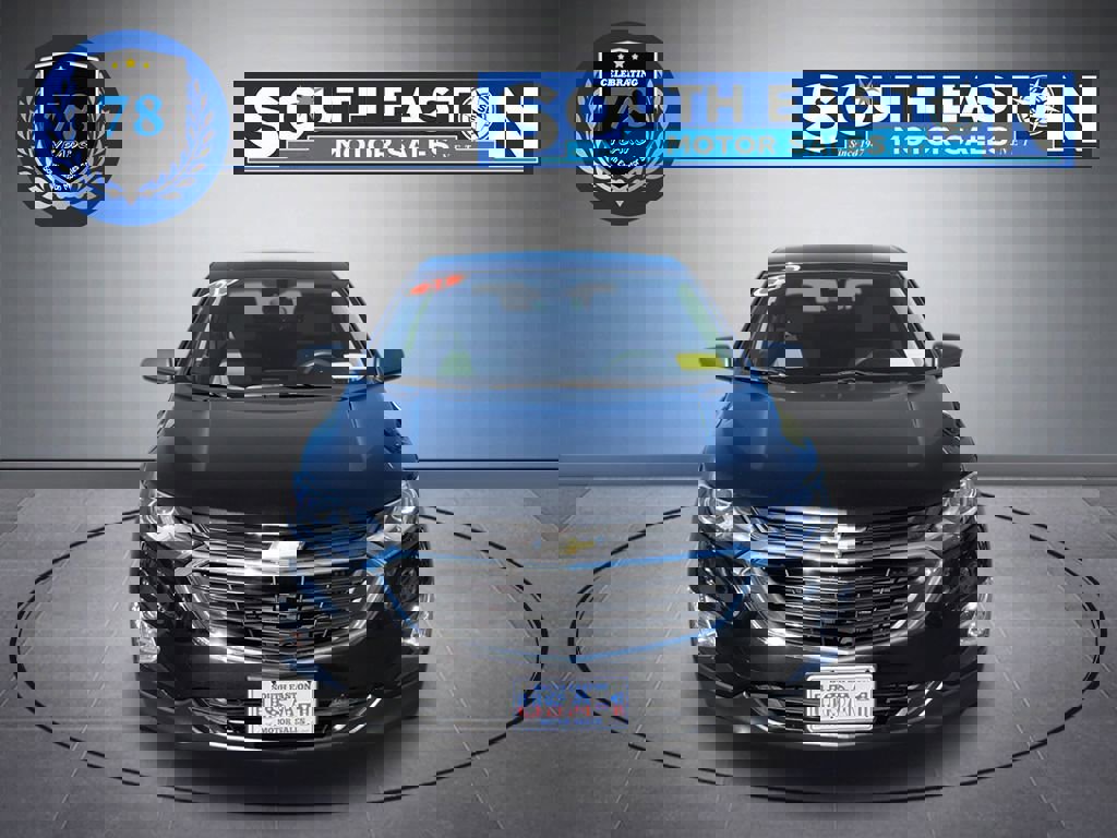 Used 2021 Chevrolet Equinox LS image 3