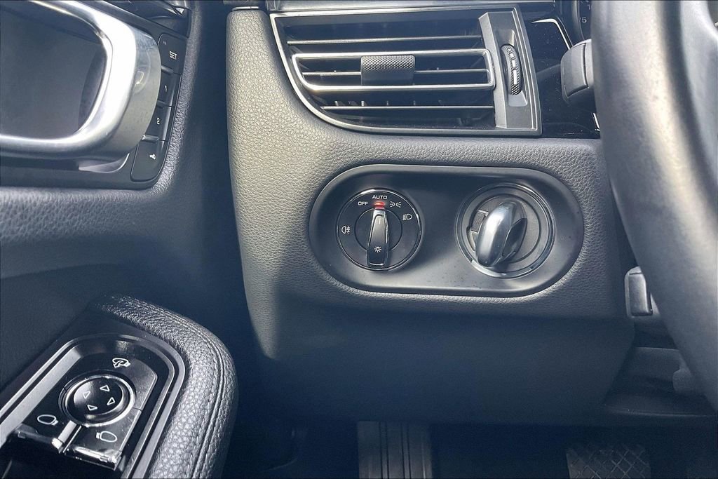 Used 2022 Porsche Macan S image 36