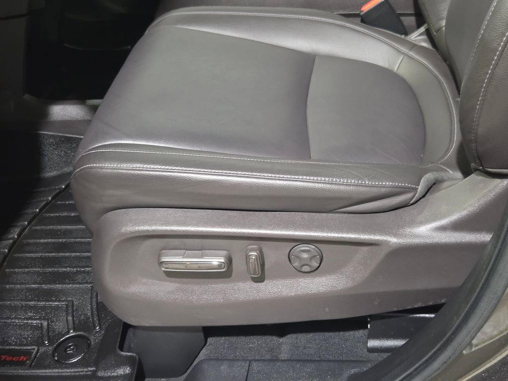 Used 2023 Honda Odyssey Touring image 12
