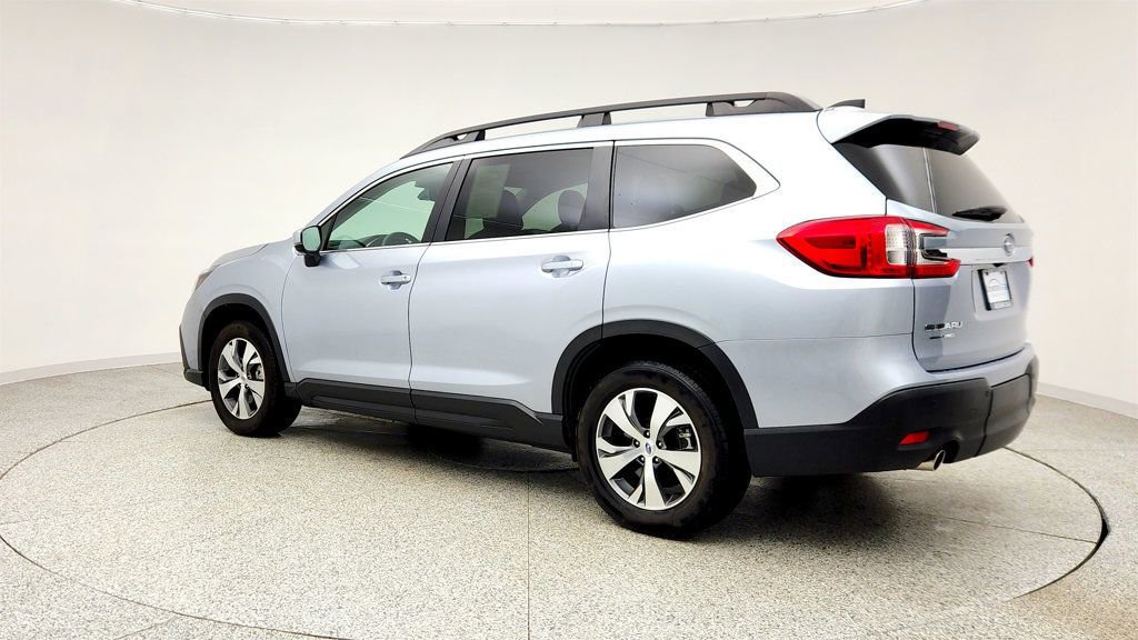 Used 2024 Subaru Ascent Premium w/ Convenience Package AWD/4WD image 7