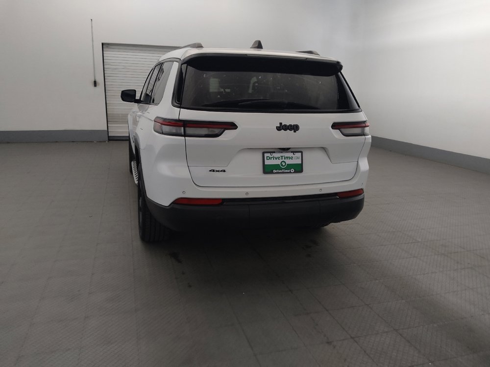 Used 2023 Jeep Grand Cherokee L Laredo AWD/4WD image 6