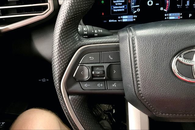 Used 2025 Toyota Tundra Limited image 28