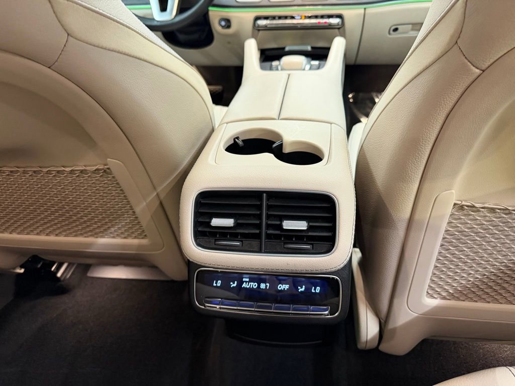 Used 2022 Mercedes-Benz GLS 450 4MATIC image 35