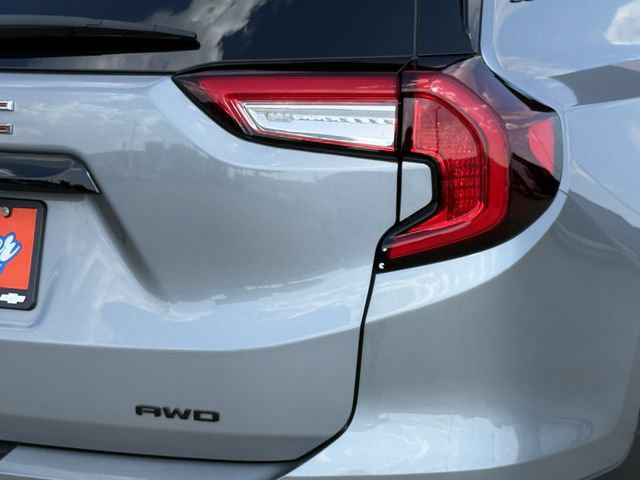 Certified 2023 GMC Terrain SLT w/ Infotainment Package II AWD/4WD image 8