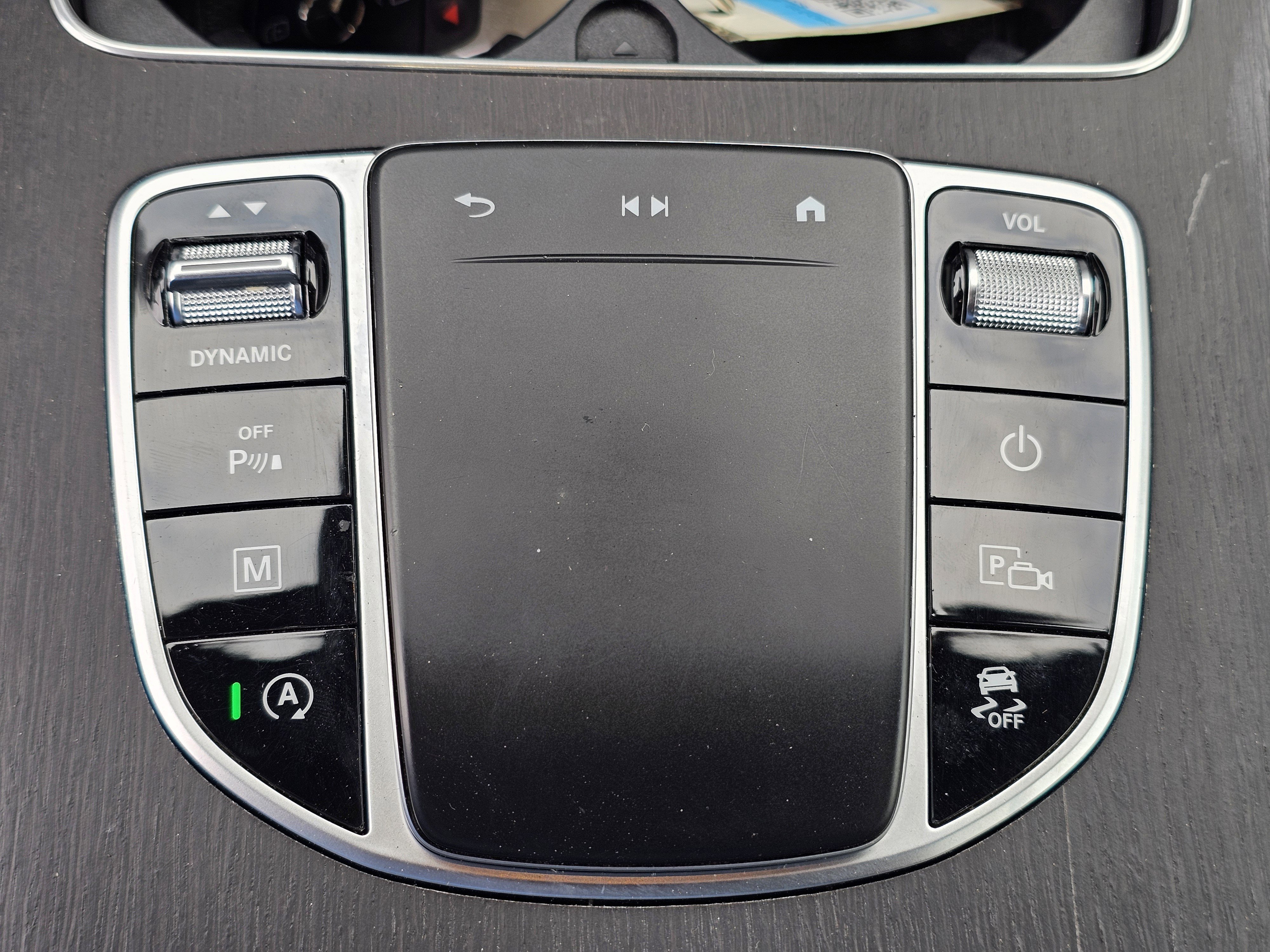 Used 2021 Mercedes-Benz GLC 300 4MATIC image 28