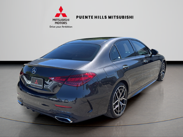 Used 2023 Mercedes-Benz C 300 Sedan image 5