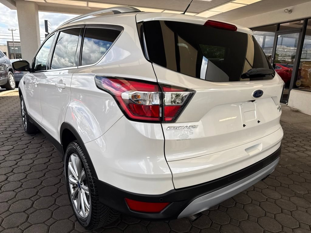 Used 2017 Ford Escape Titanium AWD/4WD image 9