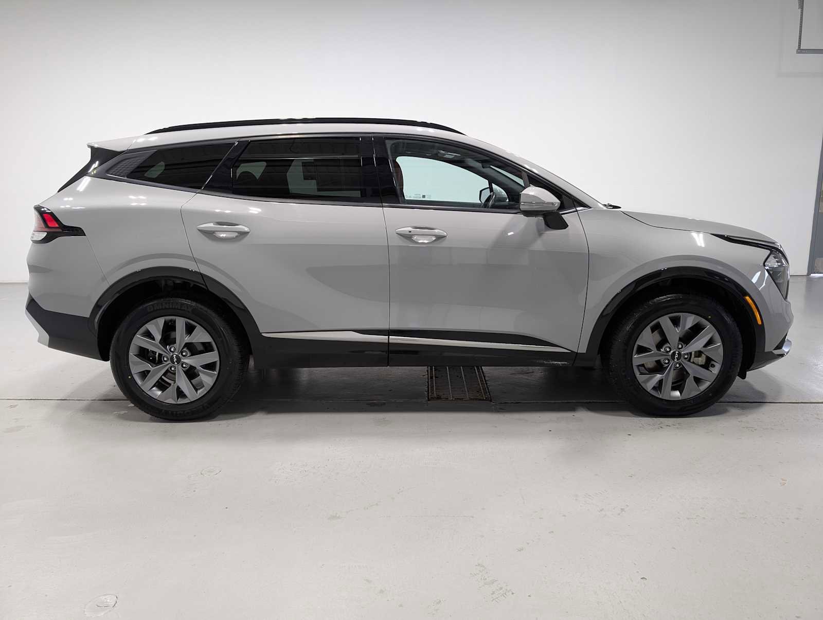 Certified 2023 Kia Sportage SX AWD/4WD image 7