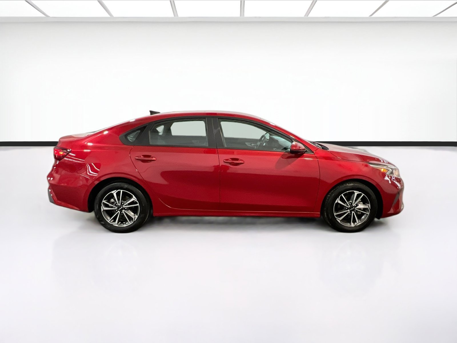 Used 2024 Kia Forte LXS FWD image 22