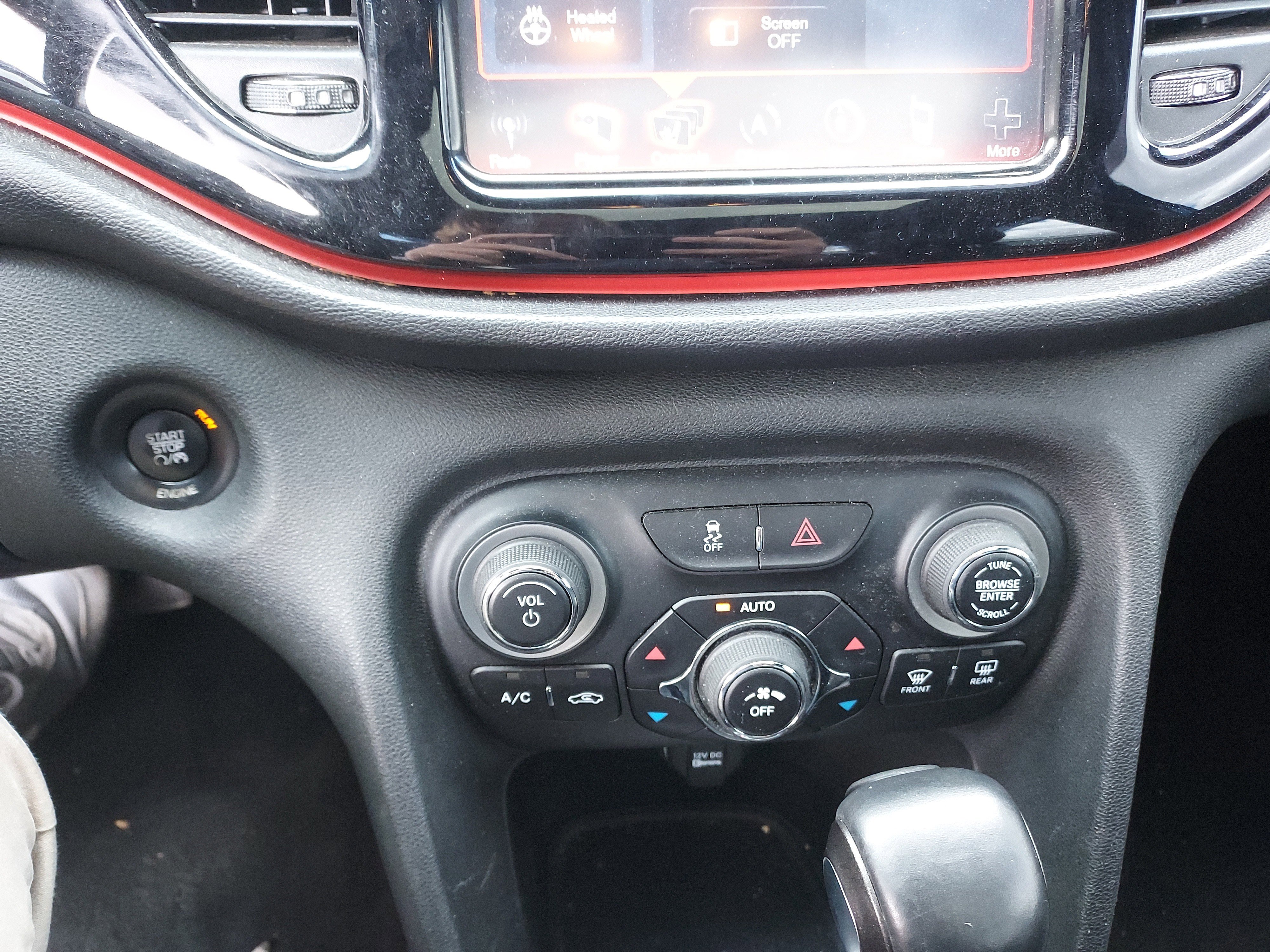 Used 2015 Dodge Dart GT w/ Sun/Sound Group image 28