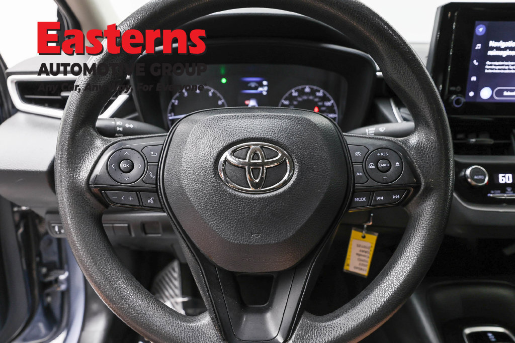 Used 2023 Toyota Corolla LE FWD image 12