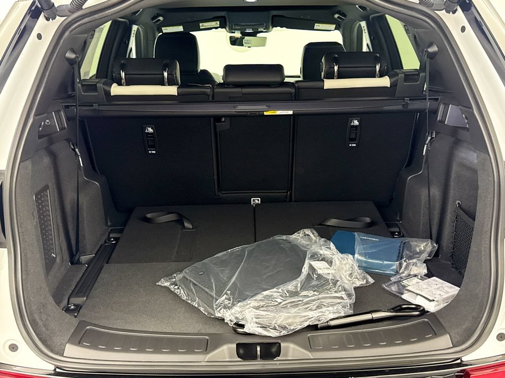 New 2026 Land Rover Discovery Sport Landmark AWD/4WD image 26