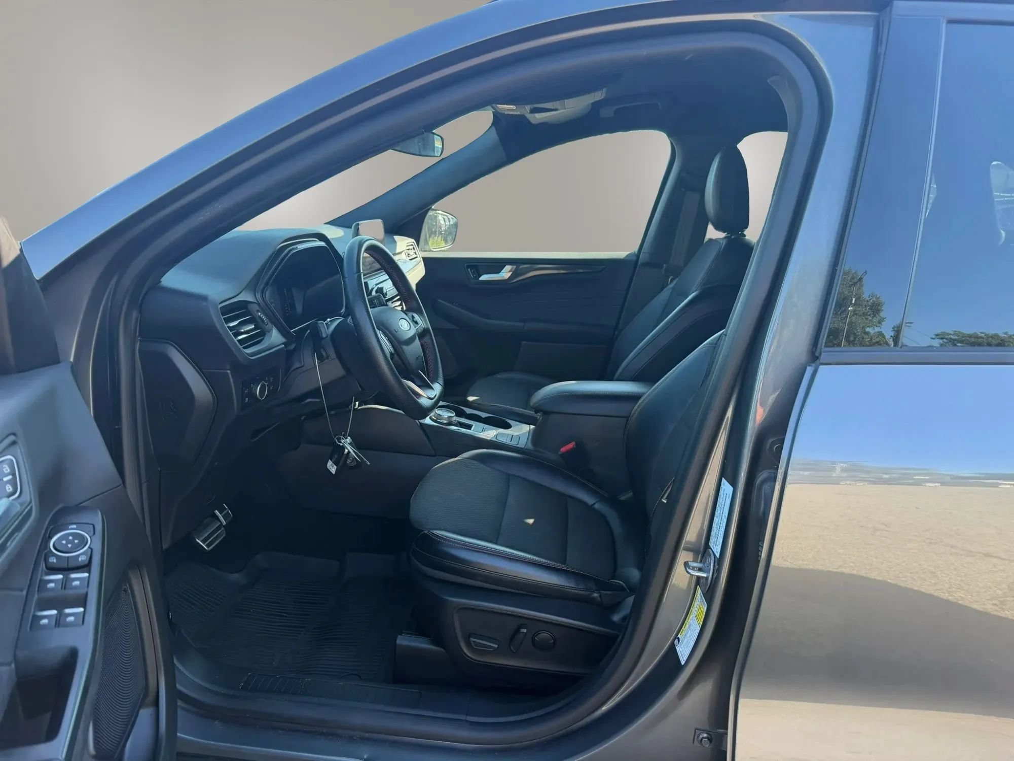 Used 2024 Ford Escape ST-Line w/ Equipment Group 301A FWD image 23