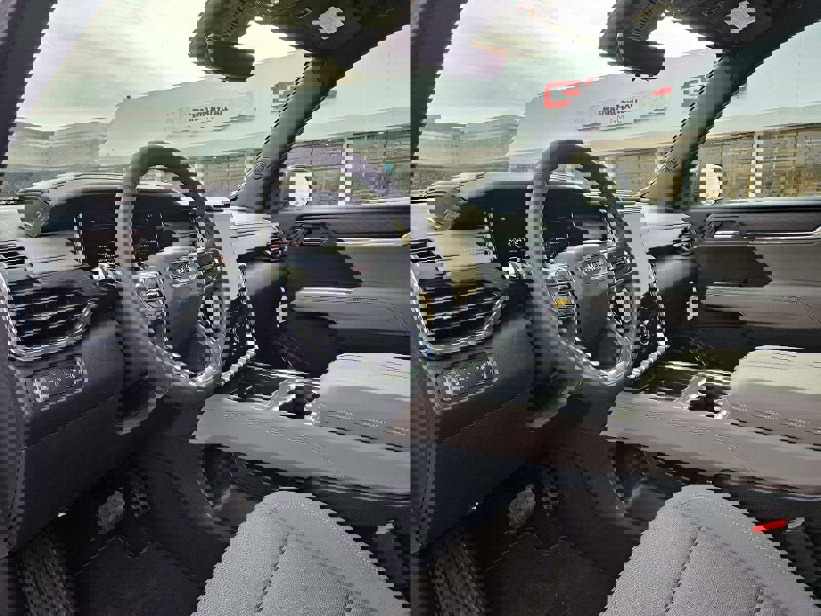 New 2026 GMC Acadia Elevation image 10