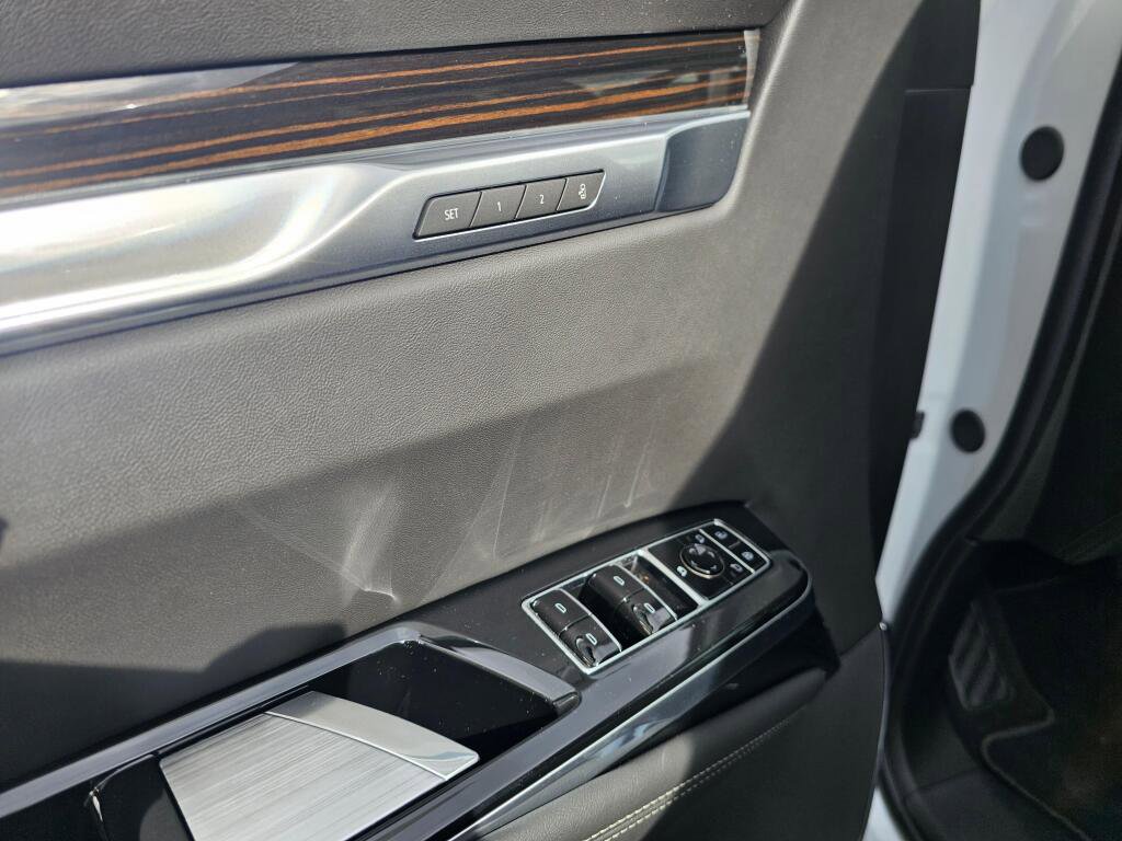 New 2026 Cadillac Escalade 4WD image 27