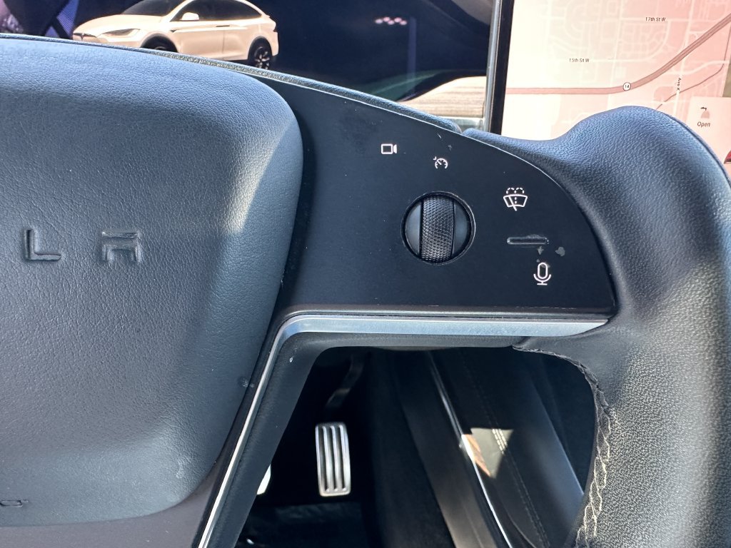 Used 2024 Tesla Model X AWD/4WD image 34