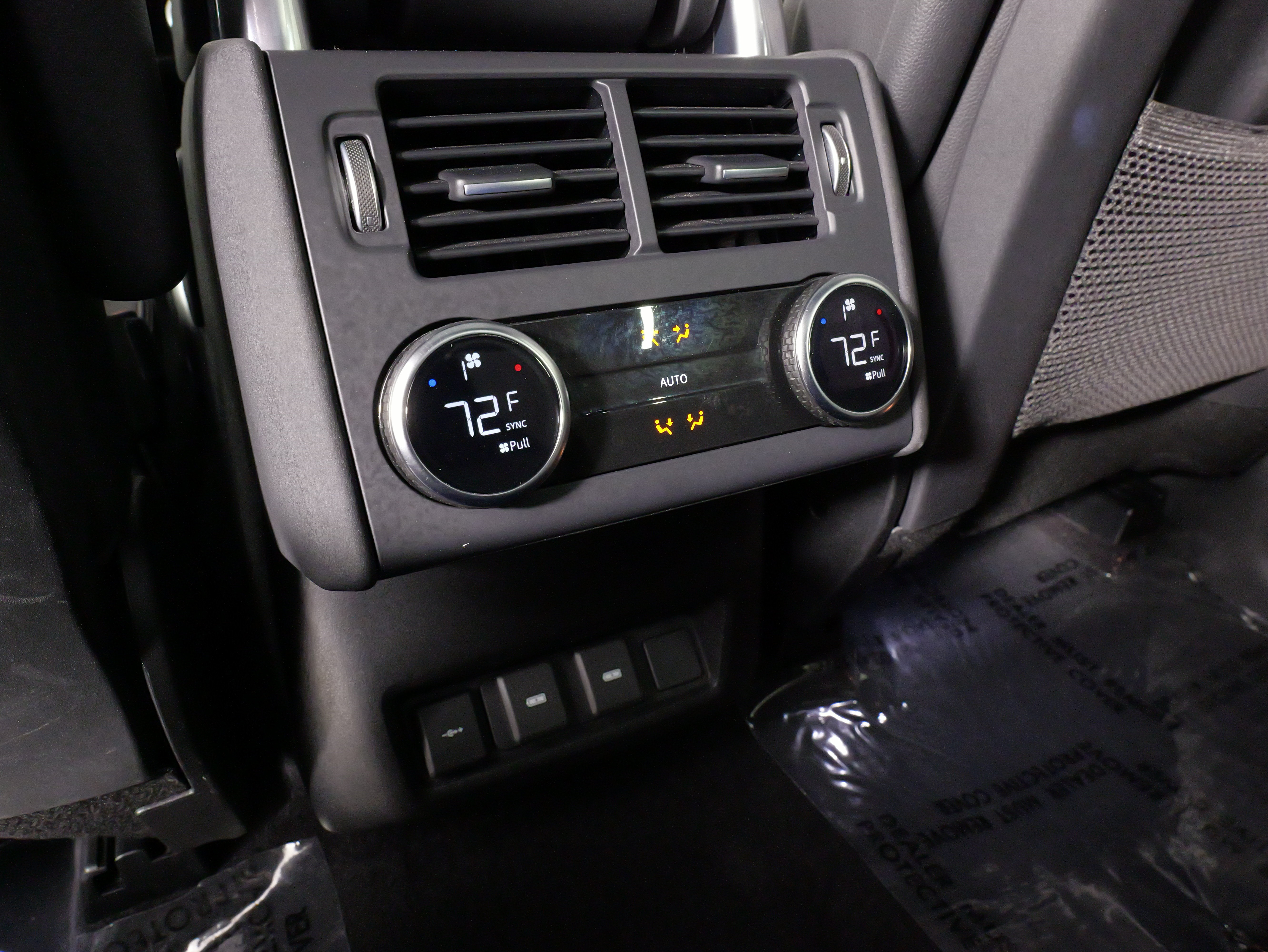 Used 2023 Land Rover Discovery S R-Dynamic AWD/4WD image 41