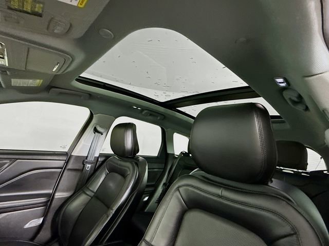 Used 2020 Lincoln Corsair Reserve w/ Equipment Group 201A image 23