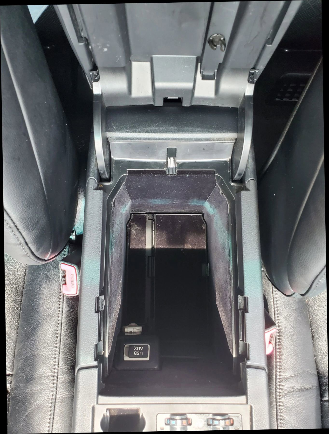 Used 2013 Lexus RX 450h AWD w/ Navigation Pkg image 41