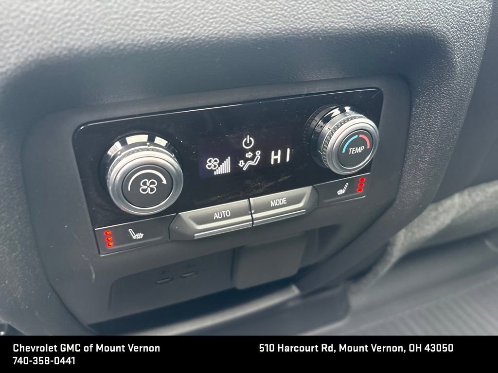 New 2026 GMC Acadia Elevation image 30