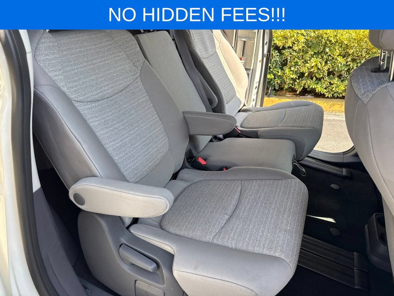 Used 2021 Toyota Sienna LE FWD image 20
