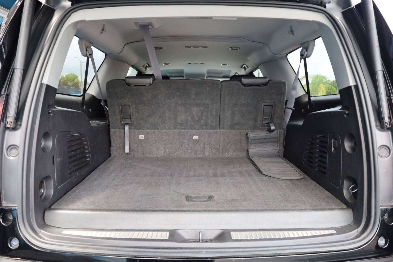 Used 2016 Chevrolet Suburban LT RWD image 15