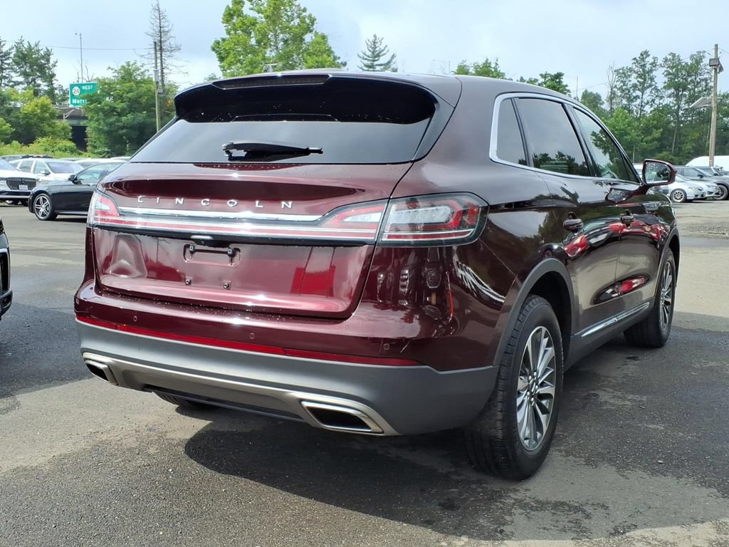 Certified 2023 Lincoln Nautilus Reserve w/ Luxury Package AWD/4WD image 4