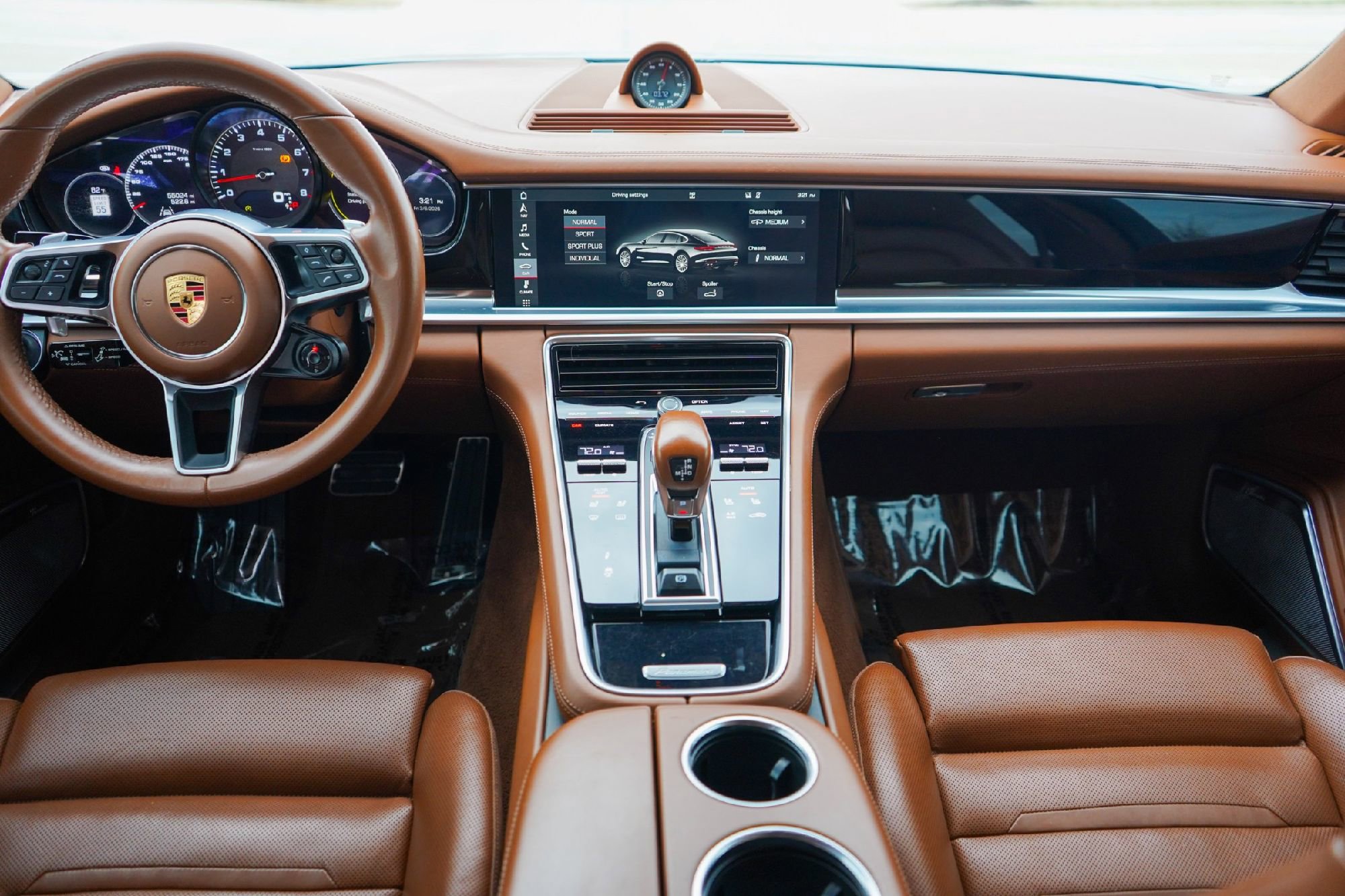 Used 2018 Porsche Panamera 4S image 23