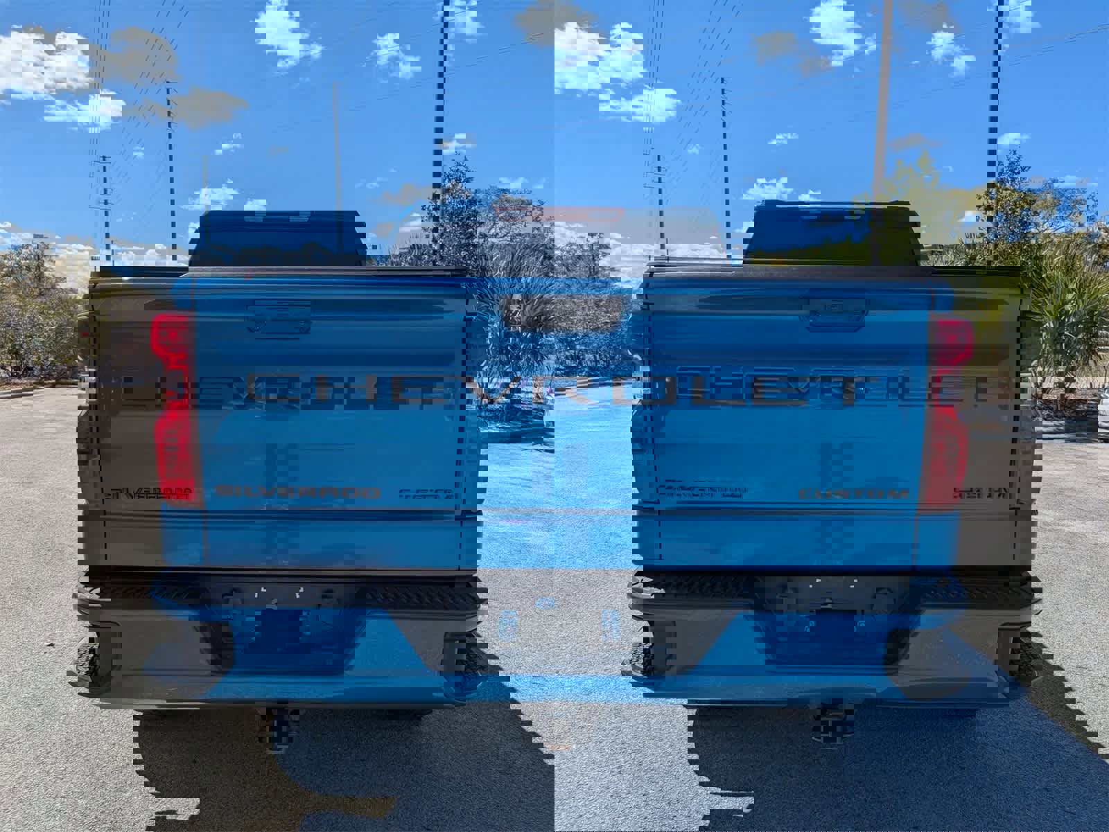 Used 2023 Chevrolet Silverado 1500 Custom w/ LPO, Dark Essentials Package image 5