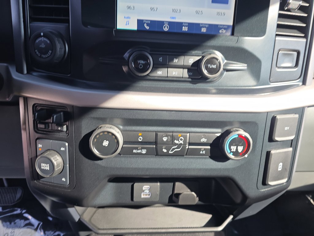 Used 2023 Ford F150 XLT w/ Trailer Tow Package AWD/4WD image 15